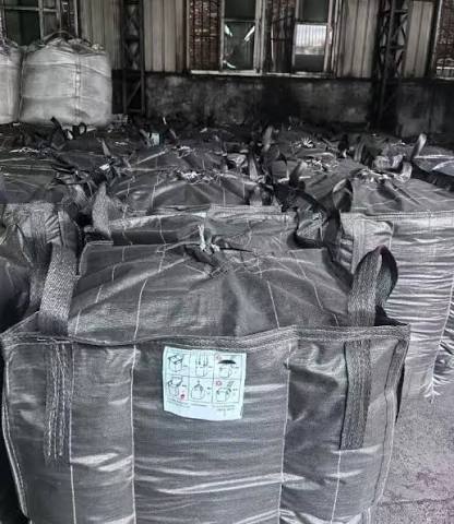 Charcoal packed in bulk big bags for wholesale distribution from Portugal